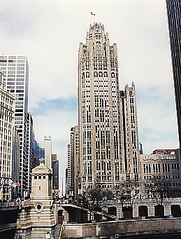 chicago3.jpg (114557 bytes)